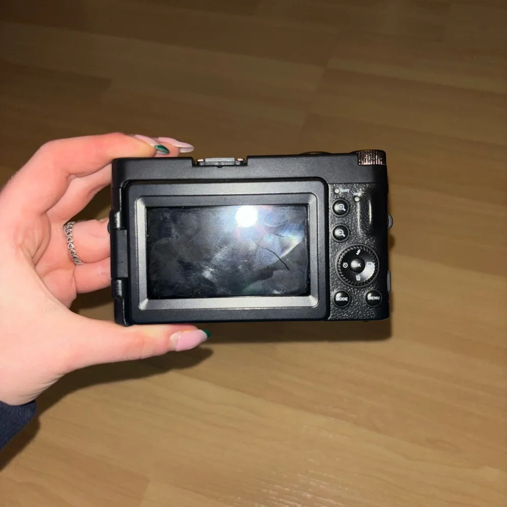 4K Black Digital Camera